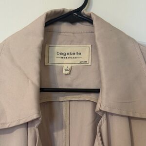 bagatelle Light pink/beige Trench Coat with Classic Collar